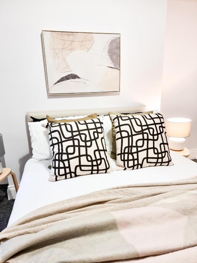 شقة Gorgeous Newly Renovated 2 Double Bed Flat سوانسي المظهر الخارجي الصورة